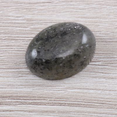 Czarny kamień słoneczny kaboszon owal 20x15 mm KSŁ0107