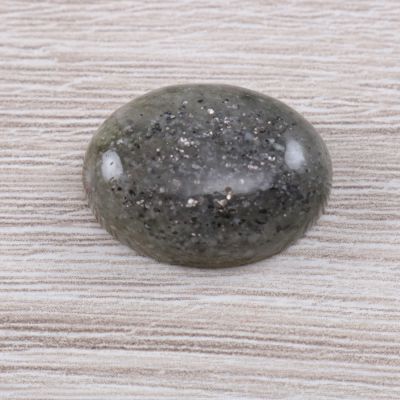Czarny kamień słoneczny kaboszon owal ok. 20x15 mm KSŁ0121