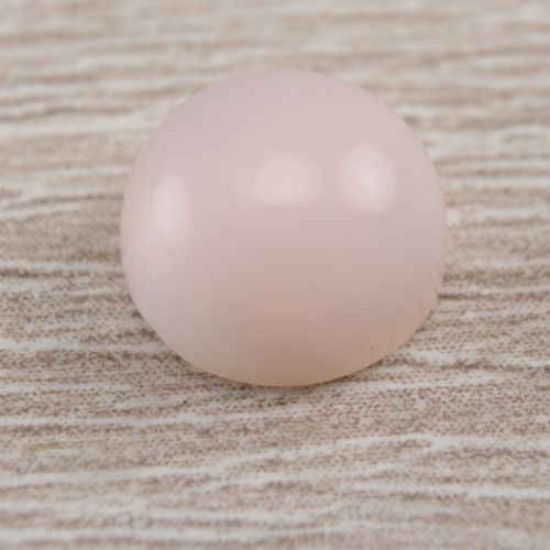 Opal różowy kaboszon fi ok. 8 mm OPA1266