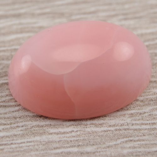 Opal różowy kaboszon owal ok. 14x10 mm OPA1307