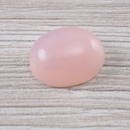 Opal różowy kaboszon owal ok. 11x9 mm OPA1472