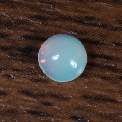 Opal z Etiopii kaboszon  3,50 mm OPA0150