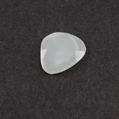 Kamień księżycowy biały satynowy ok. 13x11 mm KKS2455