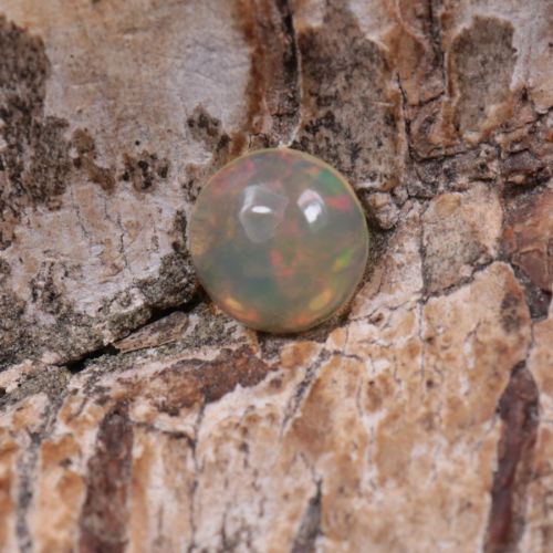 Opal z Etiopii kaboszon ok. 4,57 mm OPA0279