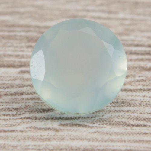 chalcedon, chalcedon fasetowany, chalcedon aqua, chalcedon okrągły, chalcedon fi 6 mm, chalcedon diamentowy, chalcedon aqua fasetowany, chalcedon szlif diamentowy, chalcedon do biżuterii, chalcedon do oprawy, kamień do oprawy, chalcedon mały, sklep z minerałami, sklep z kamieniami, czaroity, czaroity.pl