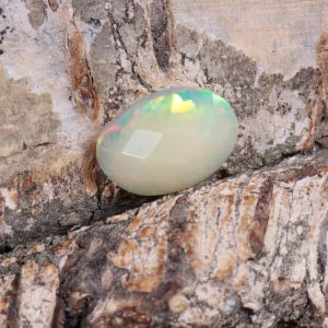 Opal z Etiopii fasetowany  11,40x7,92 mm OPA0637