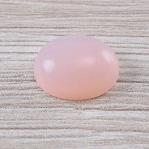 Opal różowy kaboszon owal ok. 11x9 mm OPA1404